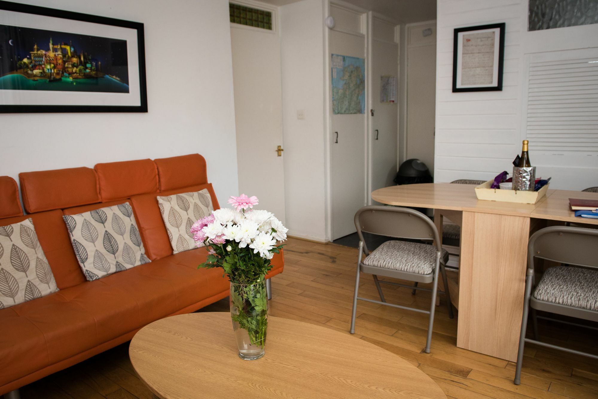 Very Central Location- Free Parking - 2 Bedrooms 贝尔法斯特 外观 照片