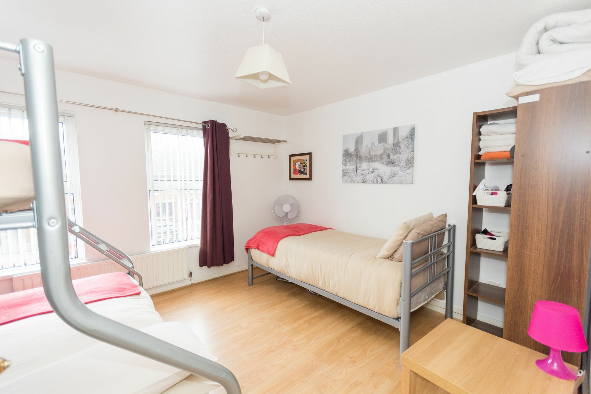 Very Central Location- Free Parking - 2 Bedrooms 贝尔法斯特 外观 照片